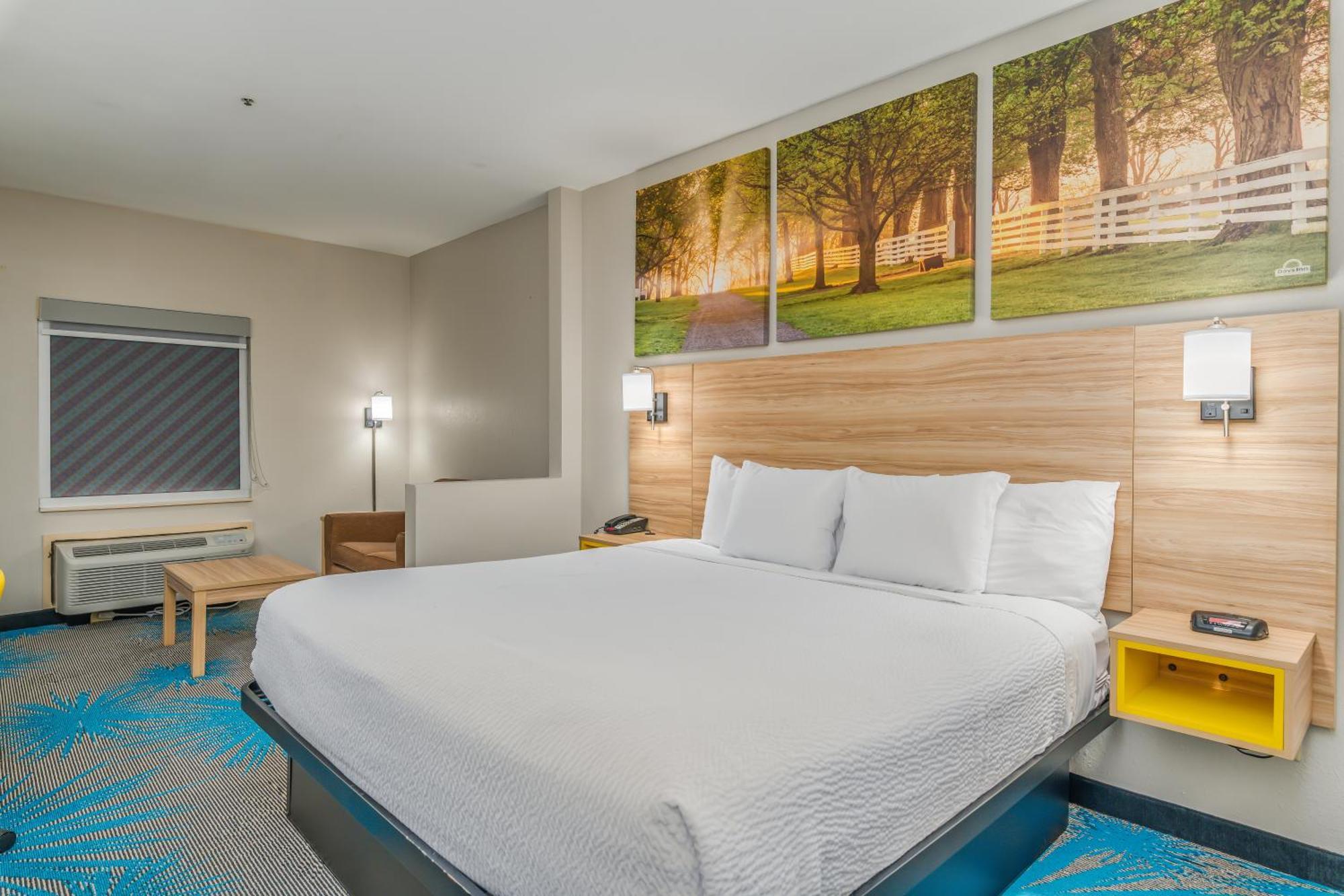 Days Inn & Suites By Wyndham Prattville-Montgomery Экстерьер фото