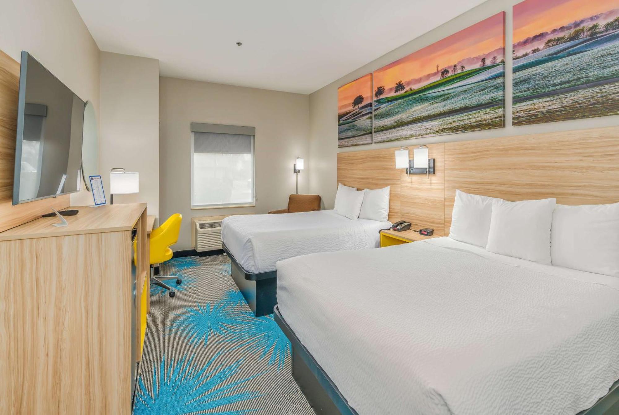 Days Inn & Suites By Wyndham Prattville-Montgomery Экстерьер фото